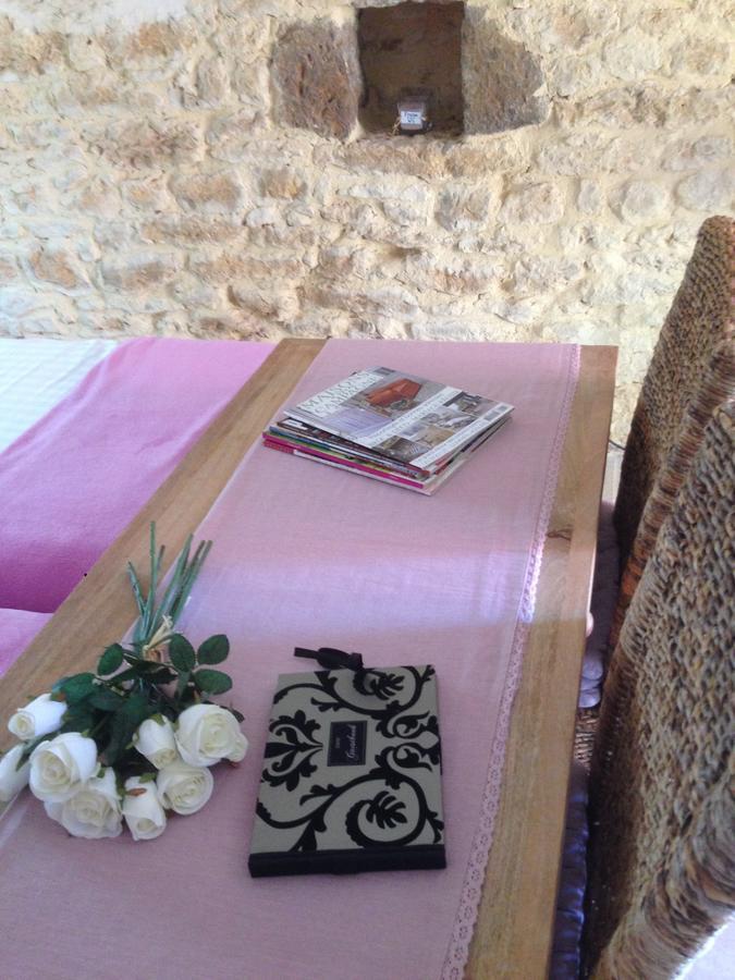 Lo Petit Cretsou Bed and Breakfast Simeyrols Εξωτερικό φωτογραφία