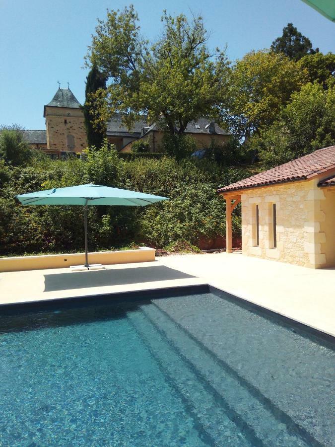 Lo Petit Cretsou Bed and Breakfast Simeyrols Εξωτερικό φωτογραφία